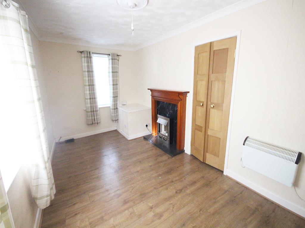 2 bedroom end terrace house SSTC in Colne - IMG_0093.jpg